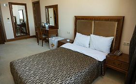Olympic Hotel & Resort  4*